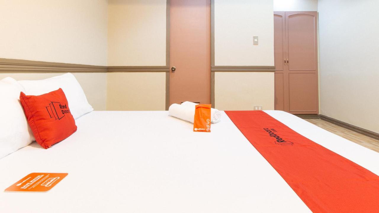 เรดดอร์ซ พลัส แอท แคนลีย์ เรซิเดนเชียล Hotel Pasig City ภายนอก รูปภาพ