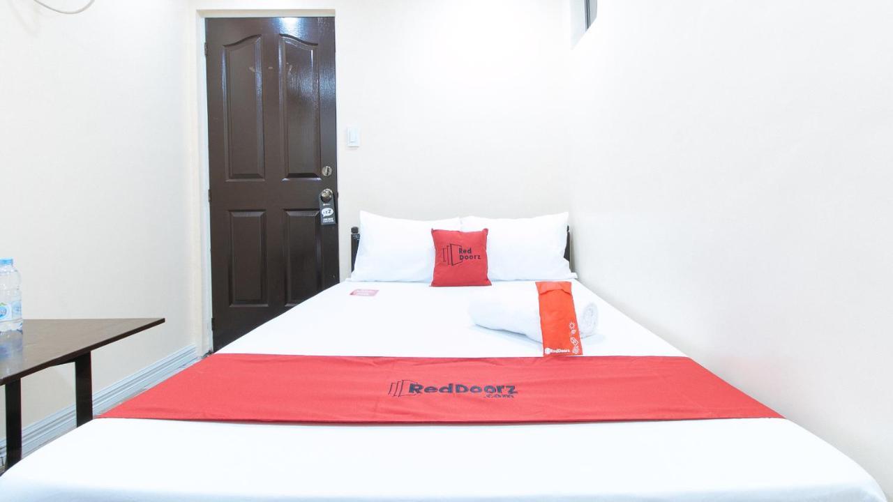 เรดดอร์ซ พลัส แอท แคนลีย์ เรซิเดนเชียล Hotel Pasig City ภายนอก รูปภาพ