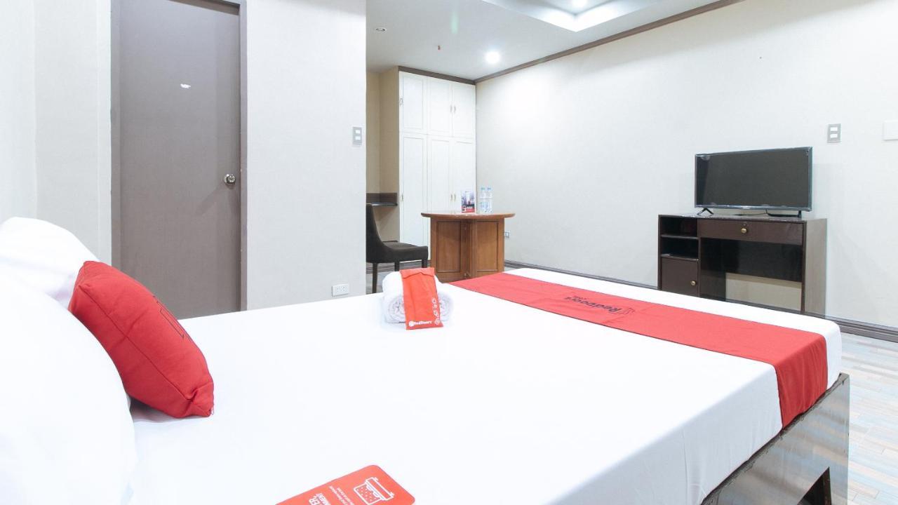 เรดดอร์ซ พลัส แอท แคนลีย์ เรซิเดนเชียล Hotel Pasig City ภายนอก รูปภาพ