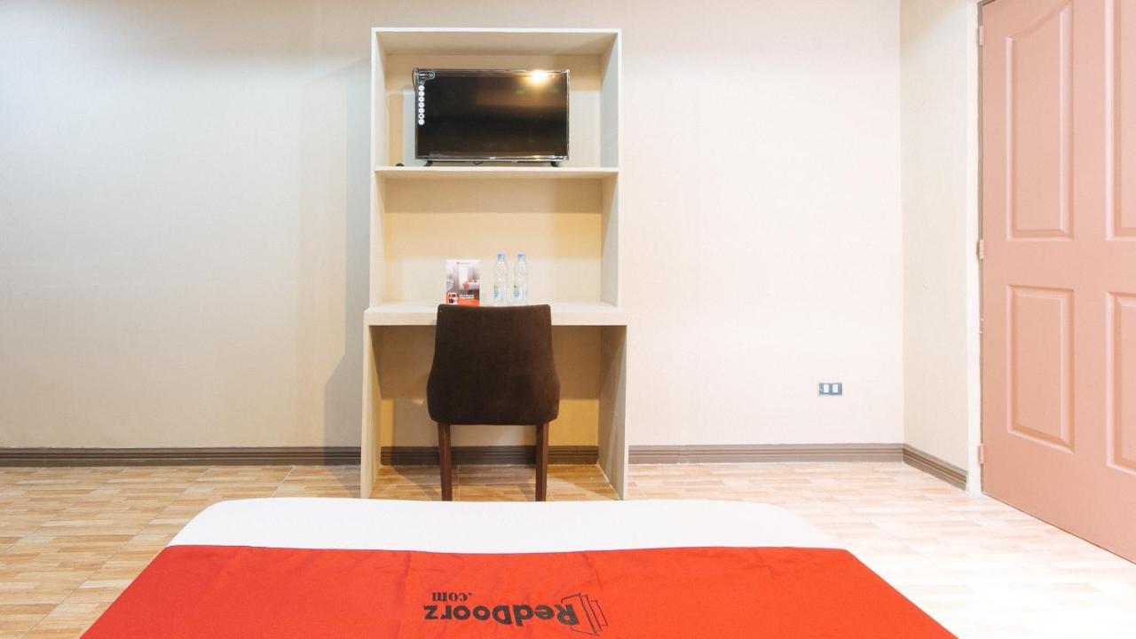 เรดดอร์ซ พลัส แอท แคนลีย์ เรซิเดนเชียล Hotel Pasig City ภายนอก รูปภาพ
