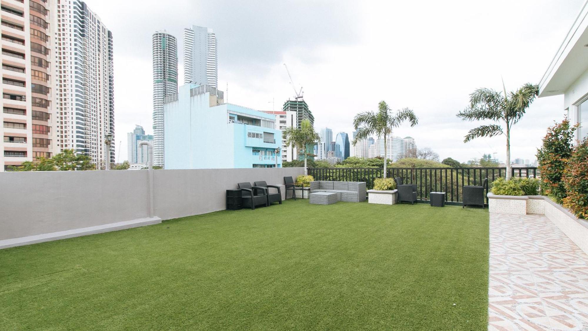 เรดดอร์ซ พลัส แอท แคนลีย์ เรซิเดนเชียล Hotel Pasig City ภายนอก รูปภาพ